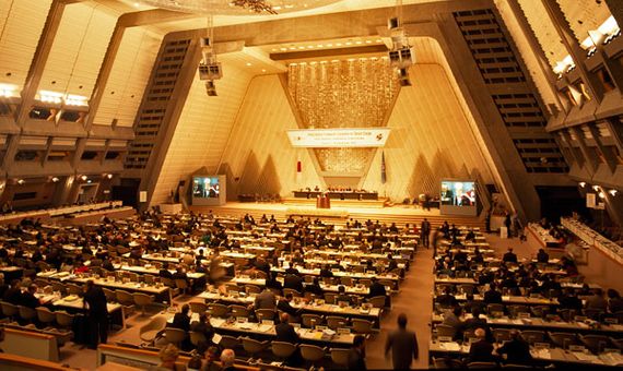 El Protocolo de Kioto, firmado en 1997 en la tercera Conferencia sobre el Cambio Climático de la ONU, establecía el régimen de comercio de los derechos de emisión. Crédito: ONU