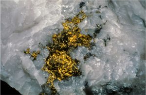 BBVA-OpenMind-Yanes-Metales preciosos no tanto para el planeta_1 El oro es el metal precioso por excelencia, pero no es el más caro: hoy el más valioso es el rodio. Crédito: Pierre Longnus/Getty Images.