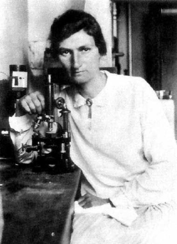 Hilde Mangold realizó su tesis doctoral en el laboratorio de Spemann desde principios de los años 20. Fuente: scientificwomen.nt